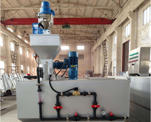 全自動(dòng)加藥裝置在污水處理廠工藝中的應(yīng)用(圖)